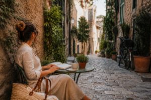 Slow travel: що таке повільний туризм і чому подорож без поспіху дає більше вражень